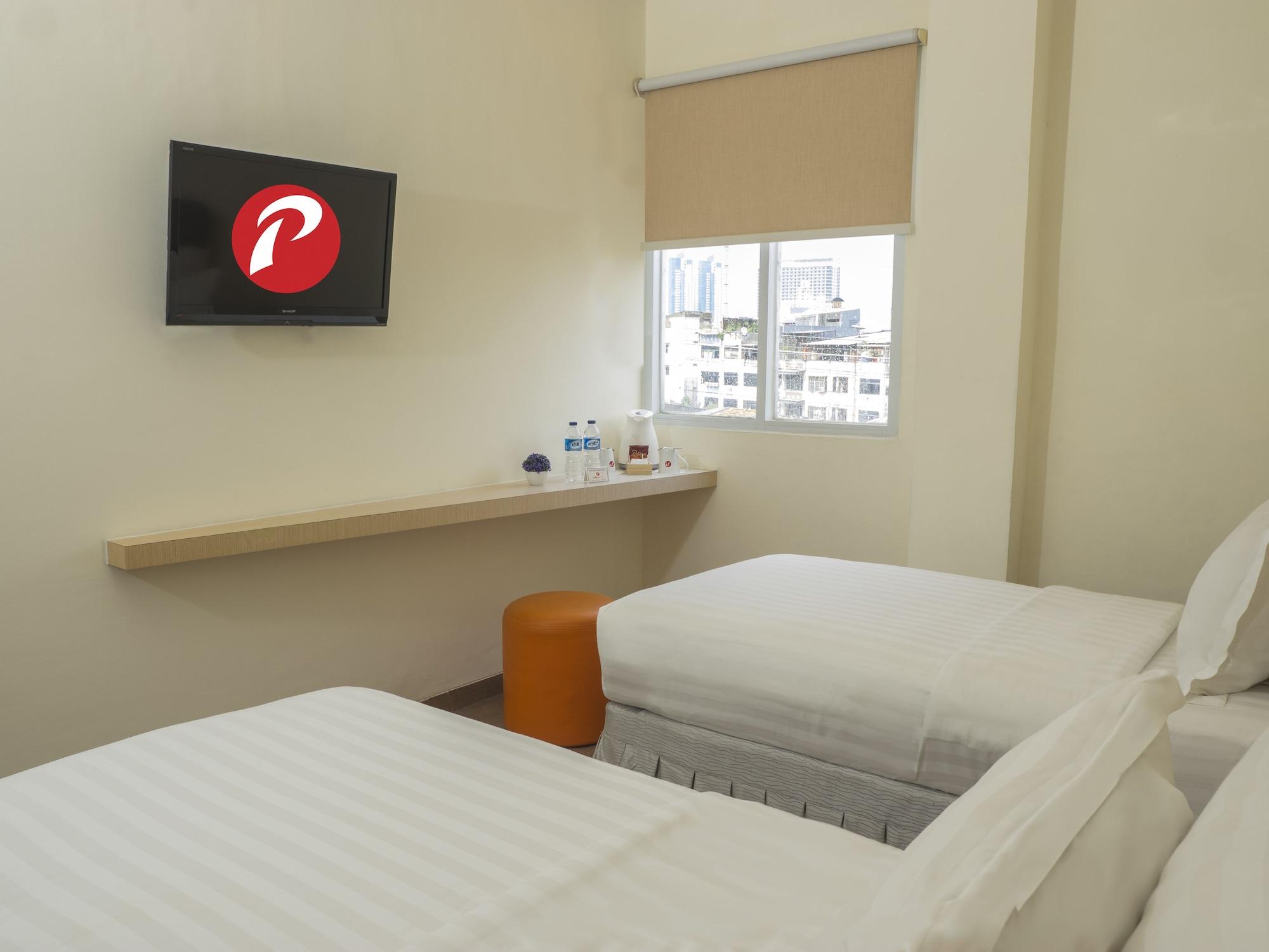 D'Primahotel Itc Mangga Dua Джакарта Екстериор снимка