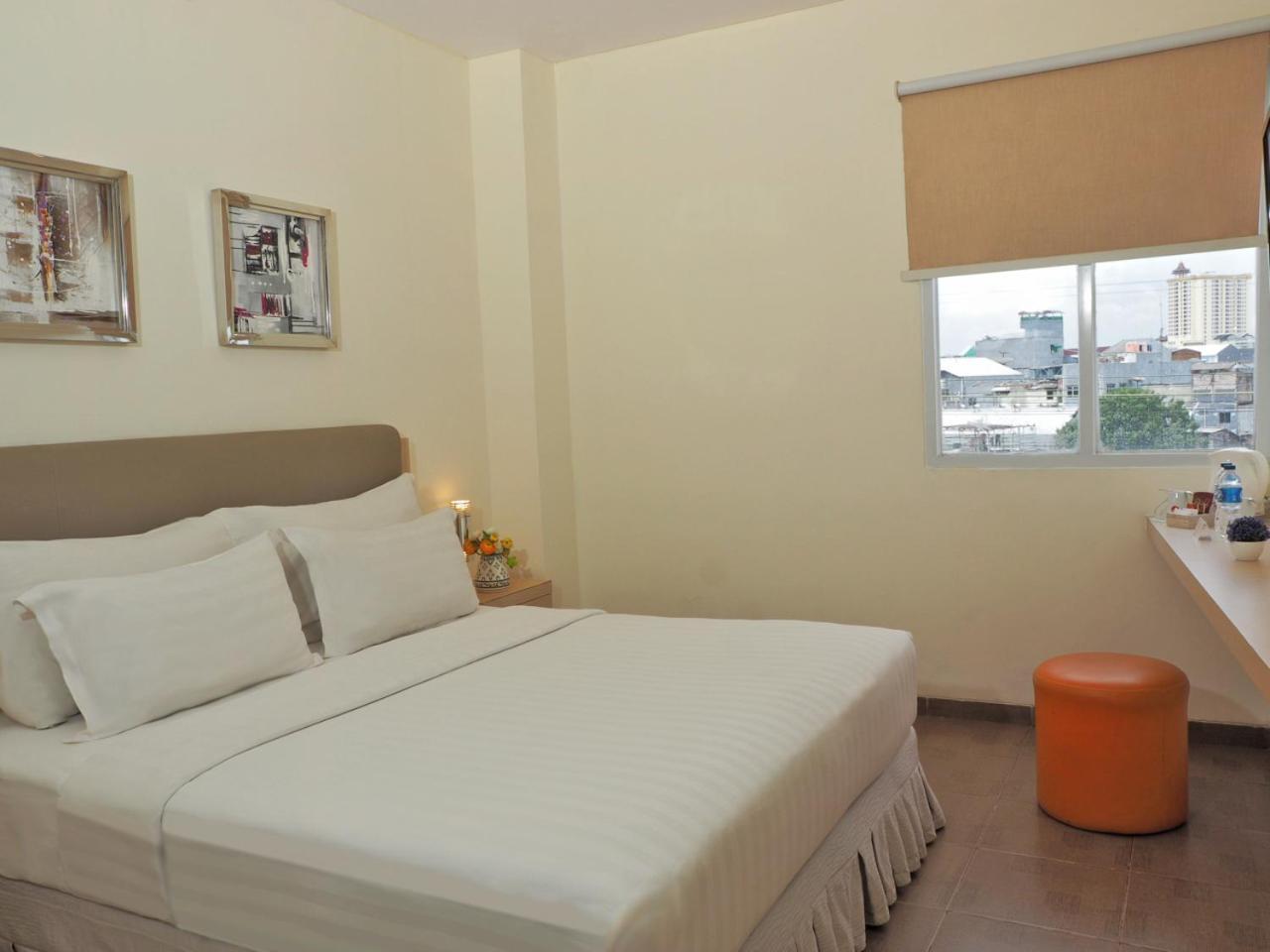 D'Primahotel Itc Mangga Dua Джакарта Екстериор снимка